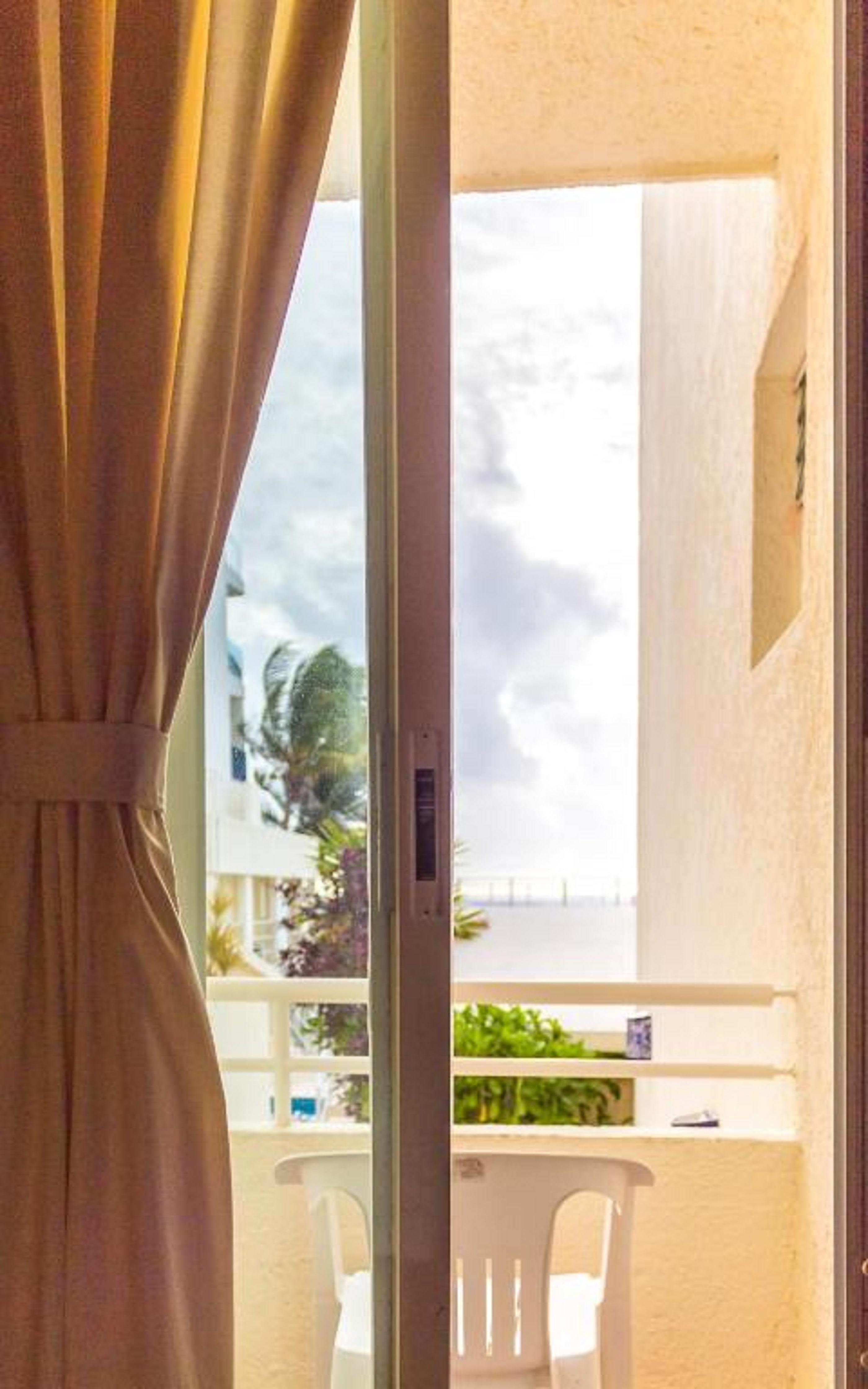 Luciana Hotel & Beach Club Playa del Carmen Exterior photo