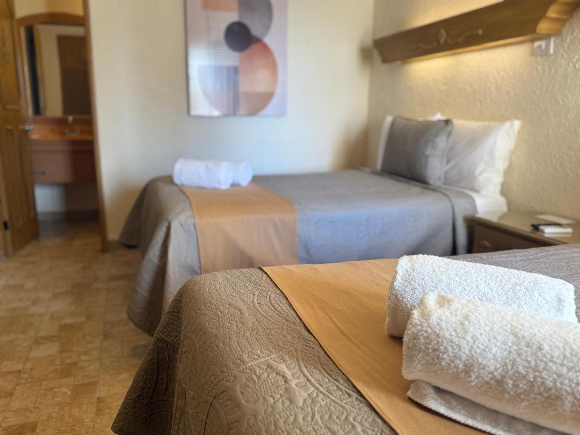 Luciana Hotel & Beach Club Playa del Carmen Room photo